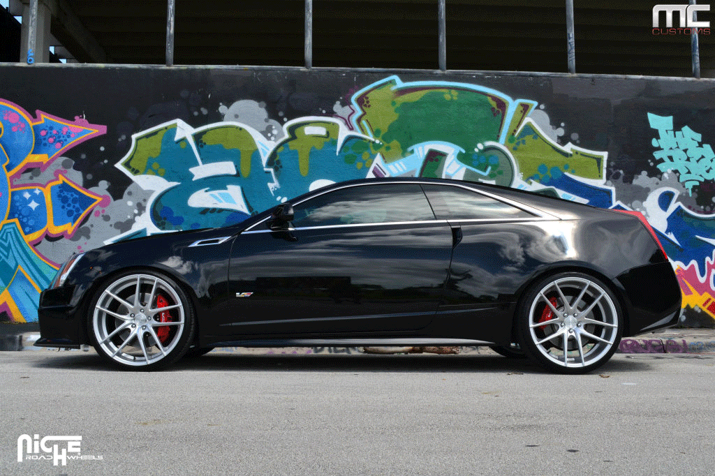 photo 2 Cadillac CTS-V custom wheels Niche Targa - M131 22x9.0, ET +38, tire size 245/30 R22. 22x10.0 ET+40 295/25 R22
