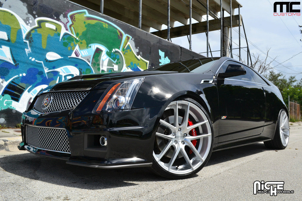 photo 1 Cadillac CTS-V custom wheels Niche Targa - M131 22x9.0, ET +38, tire size 245/30 R22. 22x10.0 ET+40 295/25 R22