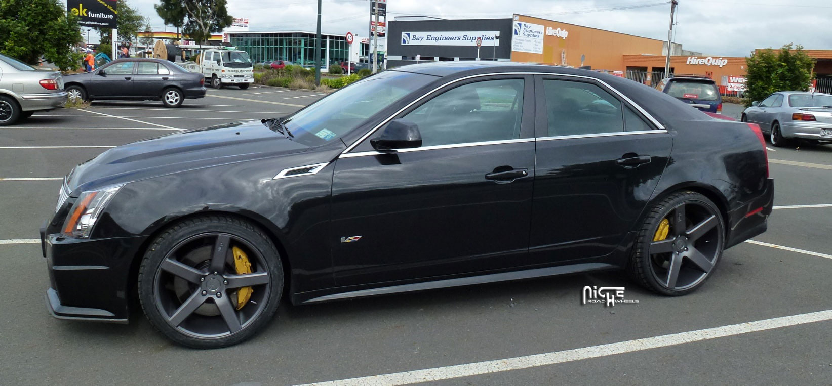 photo 2 Cadillac CTS custom wheels Niche Milan - M134 22x, ET , tire size X R22. x ET 