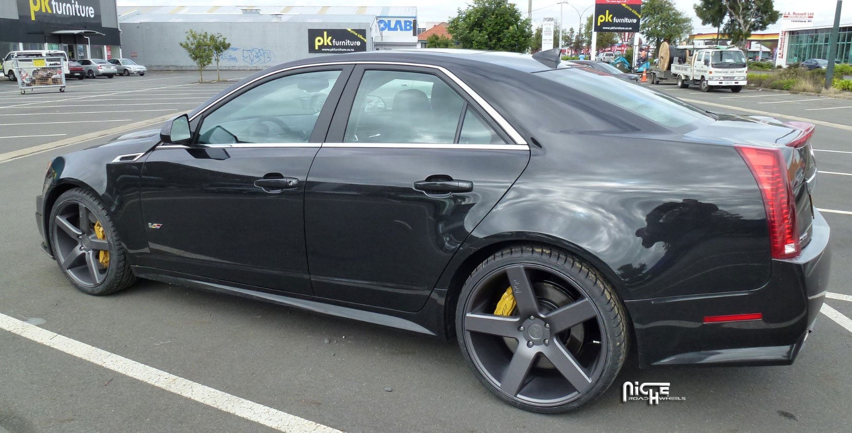 photo 3 Cadillac CTS custom wheels Niche Milan - M134 22x, ET , tire size X R22. x ET 