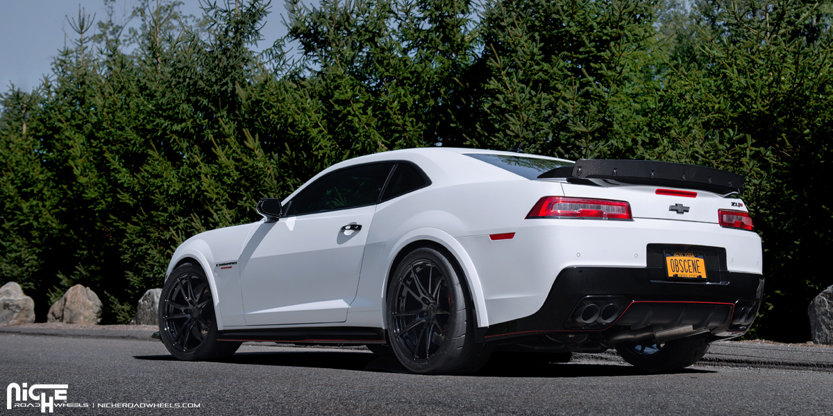 photo 3 Chevrolet Camaro custom wheels Niche Grand Prix 20x10.0, ET , tire size 285/35 R20. 20x11.0 ET 315/30 R20