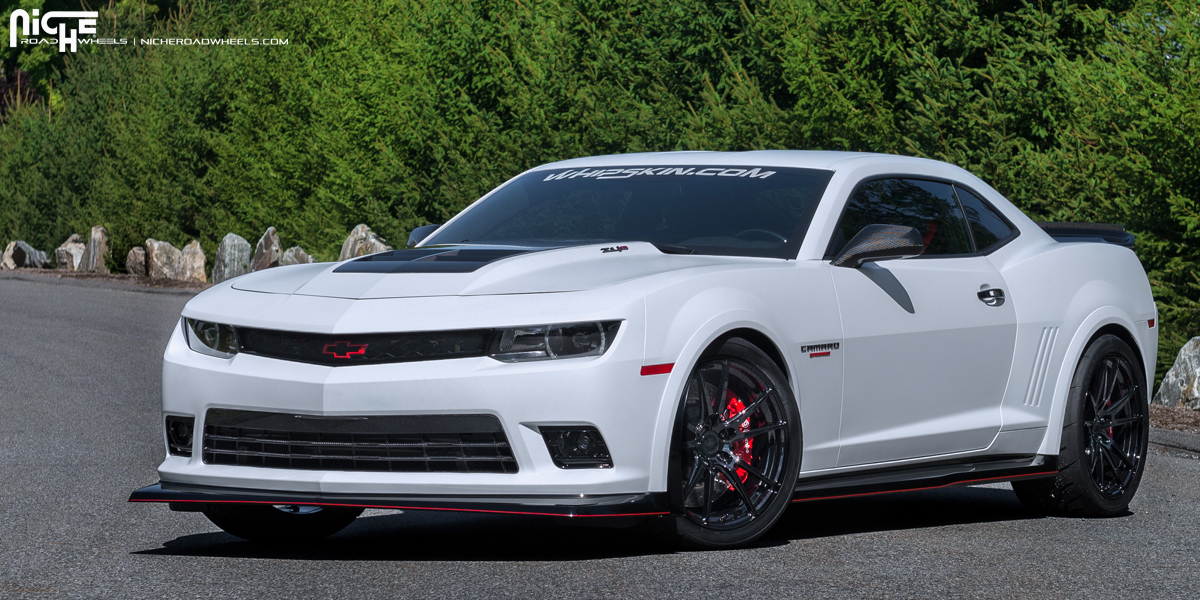 photo 4 Chevrolet Camaro custom wheels Niche Grand Prix 20x10.0, ET , tire size 285/35 R20. 20x11.0 ET 315/30 R20