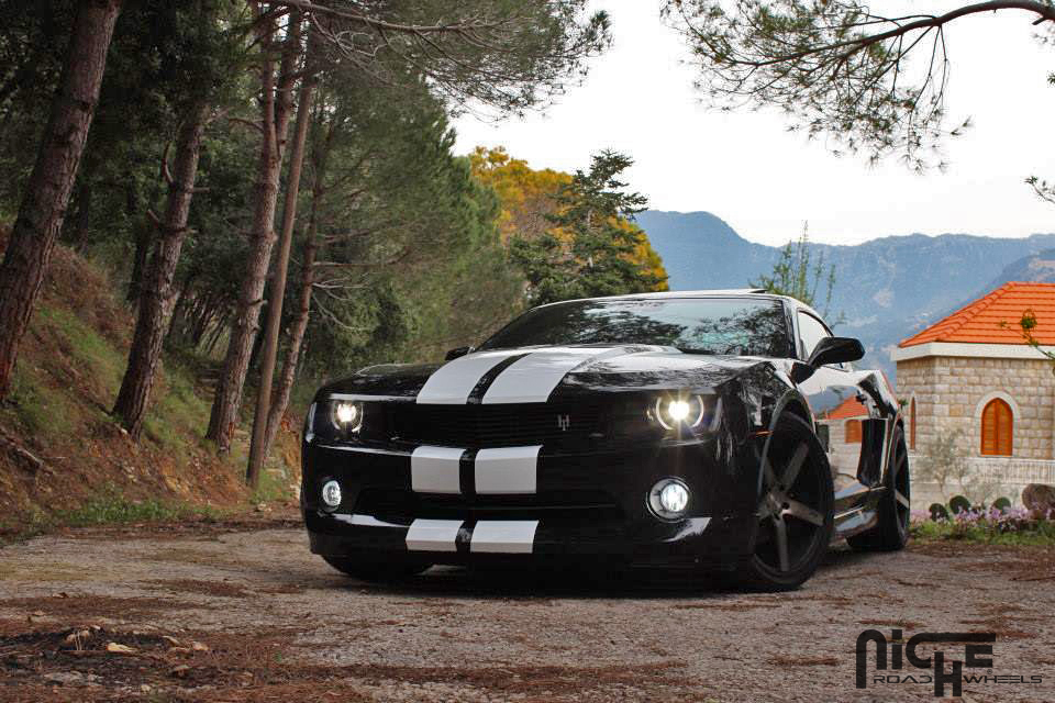 photo 2 Chevrolet Camaro custom wheels Niche Milan - M134 20x8.5, ET , tire size 275/40 R20. 20x10.5 ET 315/35 R20