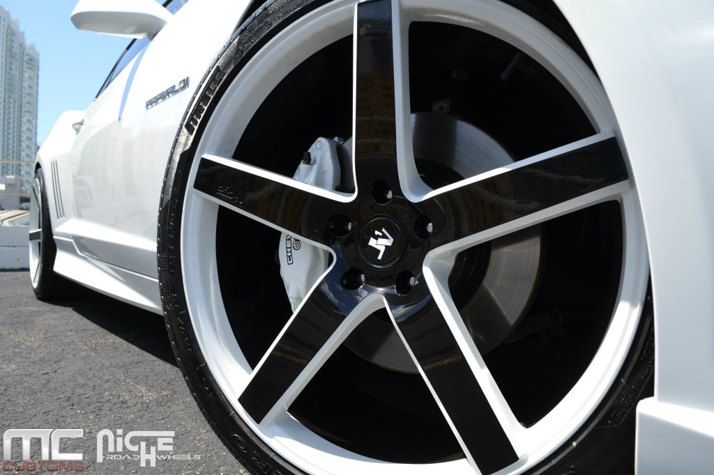photo 1 Chevrolet Camaro custom wheels Niche Milan - M134 22x9.0, ET , tire size 265/35 R22. 22x10.5 ET 295/30 R22