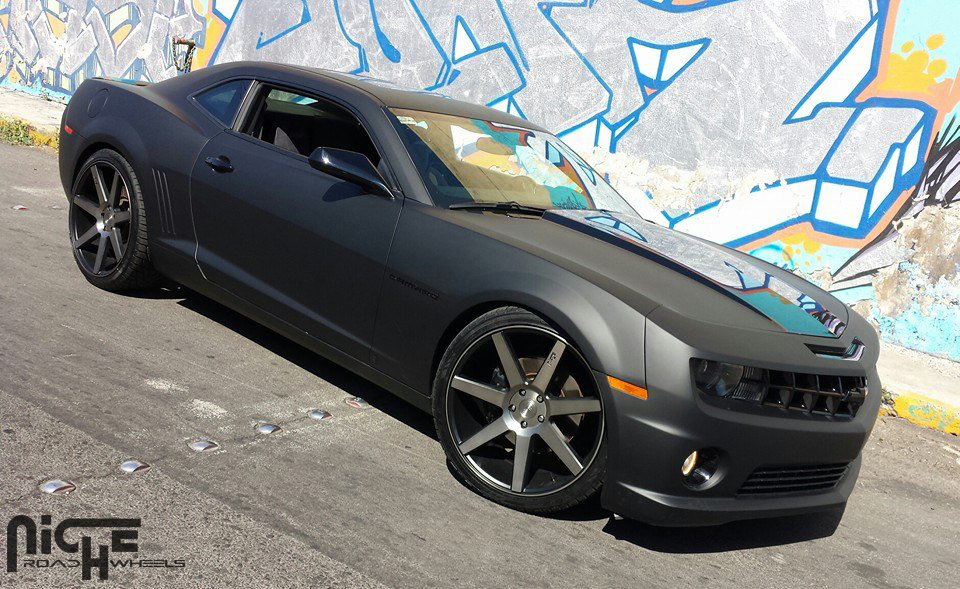 photo 2 Chevrolet Camaro custom wheels Niche Verona - M150 22x10.0, ET , tire size X R22. x ET