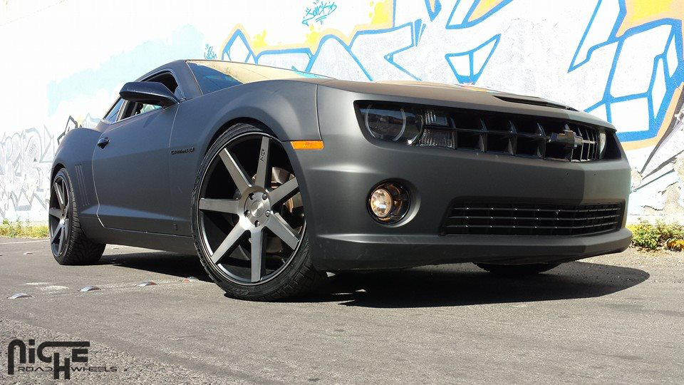 photo 1 Chevrolet Camaro custom wheels Niche Verona - M150 22x10.0, ET , tire size X R22. x ET