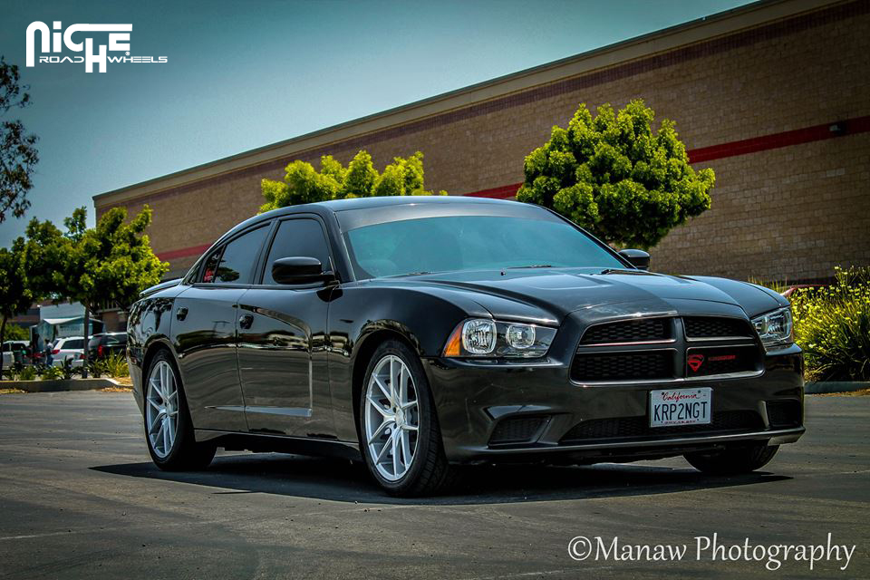 photo 5 Dodge Charger custom wheels Niche Targa - M131 20x8.5, ET , tire size X R20. x ET 