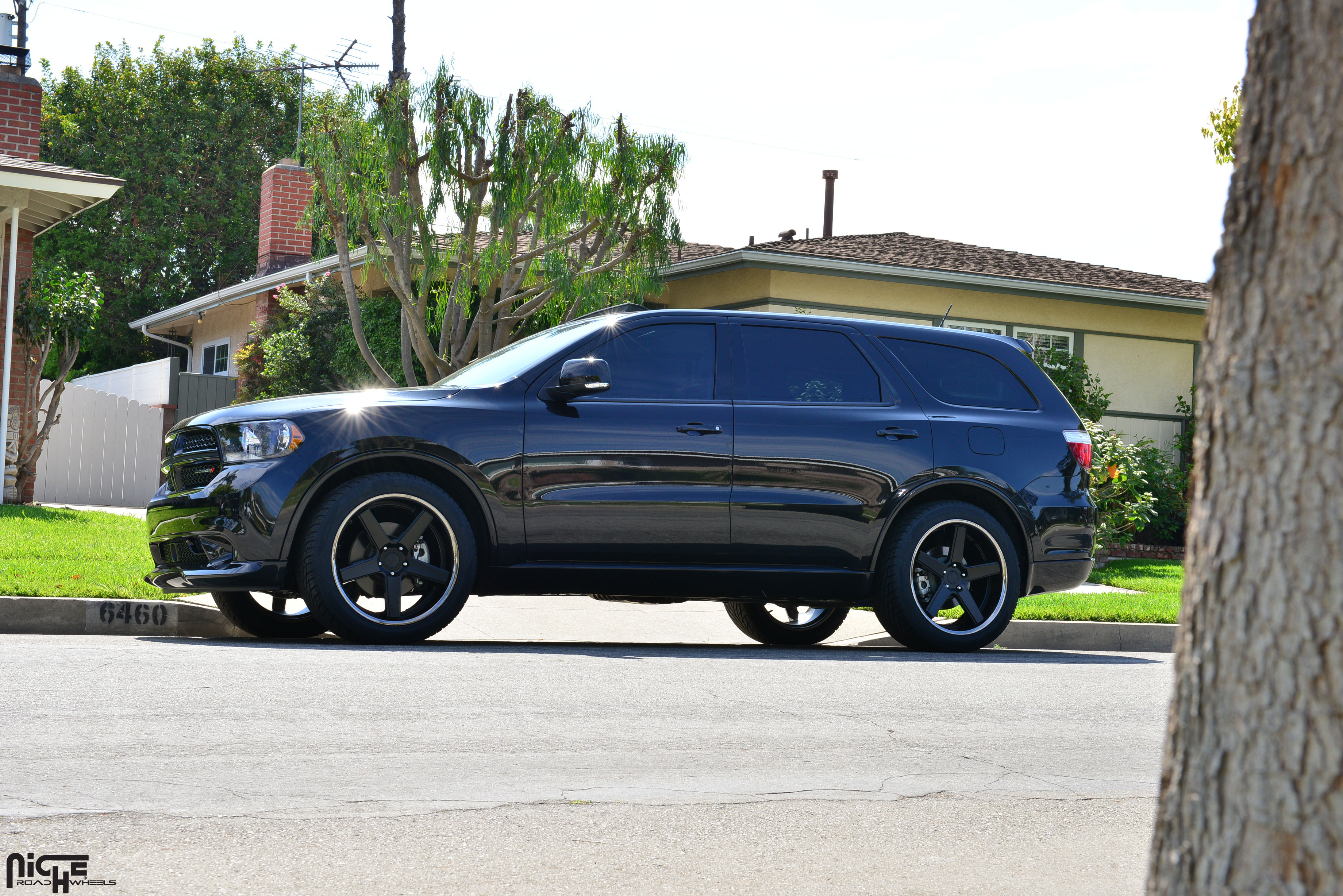 photo 3 Dodge Durango custom wheels Niche Nurburg - M880  20x10.0, ET , tire size X R20. x ET 