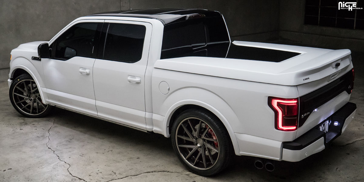 photo 3 Ford F-150 custom wheels Niche Invert 24x10.0, ET , tire size 285/35 R24. 24x10.5 ET 