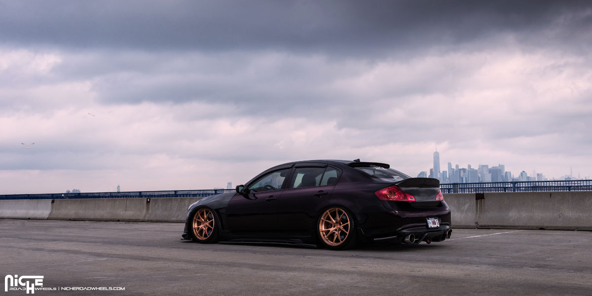 photo 3 Infiniti G37 custom wheels Niche Stüttgart 20x9.0, ET , tire size 255/35 R20. 20x10.5 ET 295/30 R20