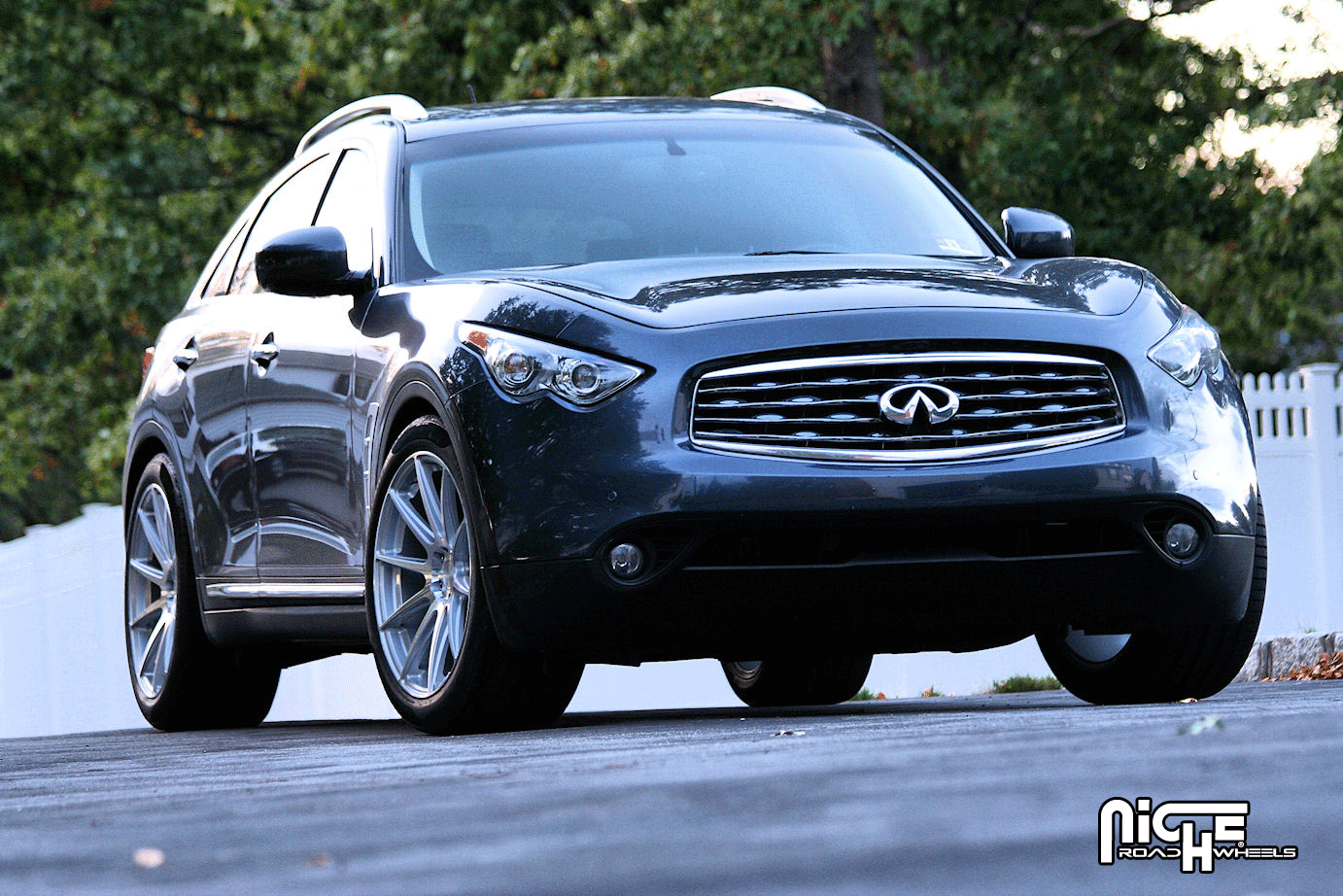 photo 4 Infiniti FX50 custom wheels Niche Essen - M146 21x, ET , tire size X R21. x ET 