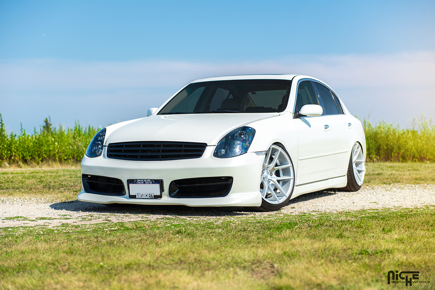 photo 2 Infiniti G35x custom wheels Niche Targa - M131 19x10.0, ET , tire size X R19. x ET 