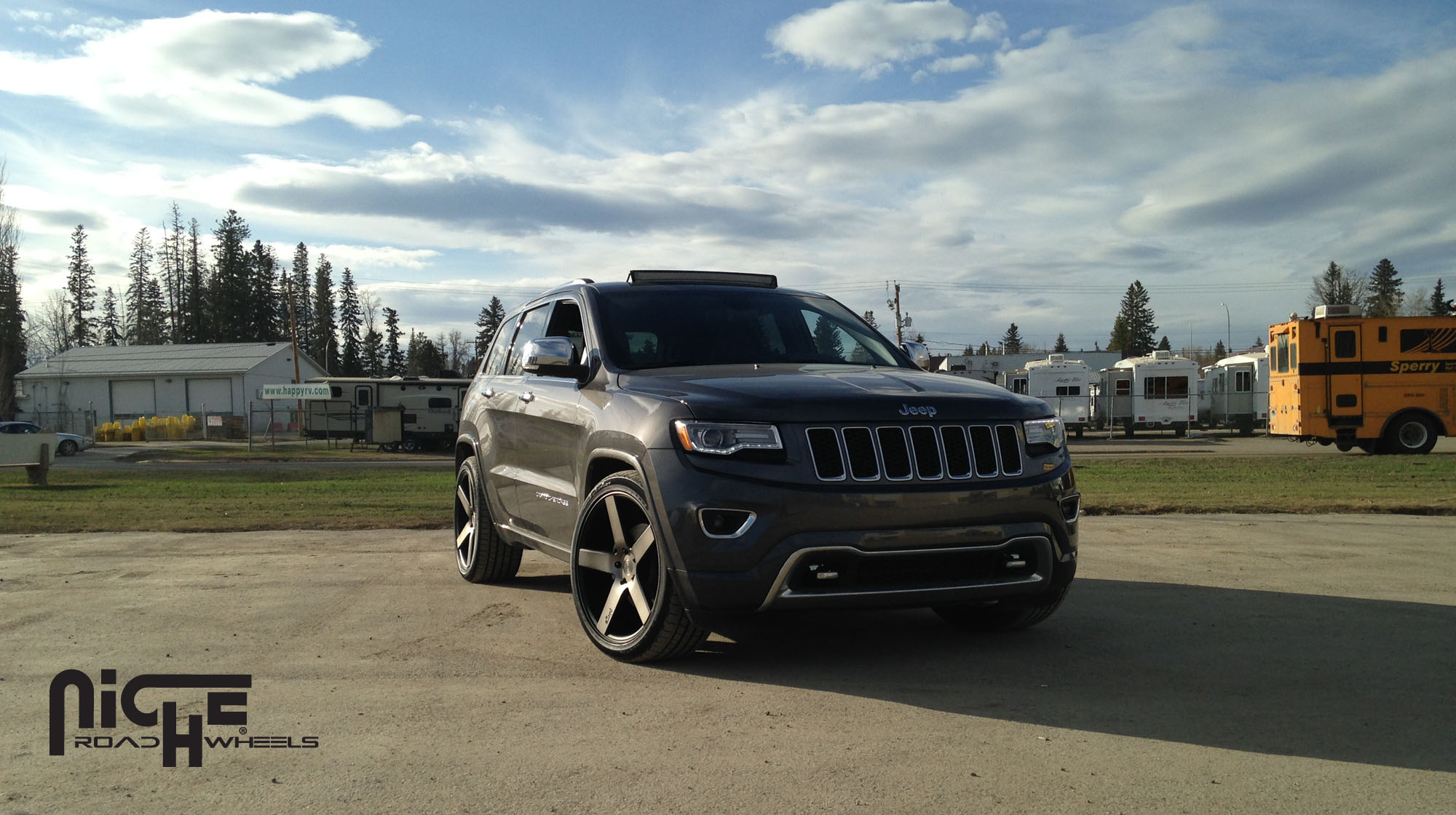photo 2 Jeep Grand Cherokee custom wheels Niche Milan - M134 SUV 22x10.0, ET +35, tire size 275/40 R22. x ET 