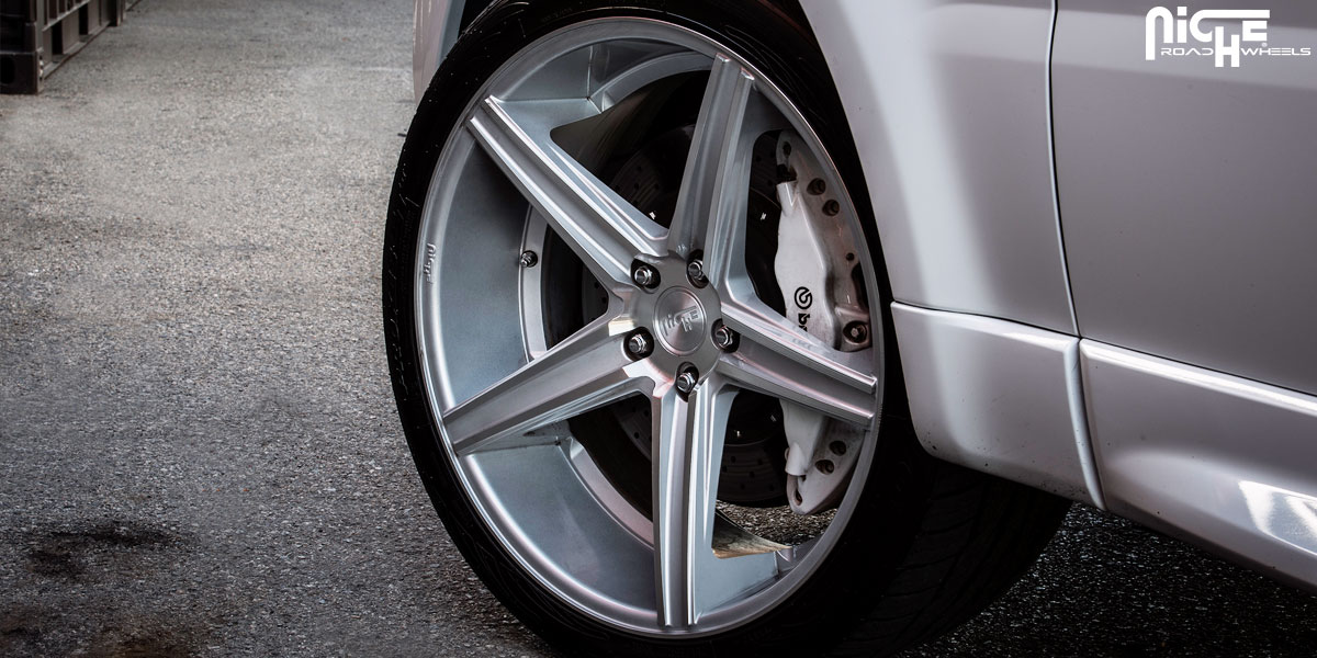 photo 1 Land Rover Range Rover Sport custom wheels Niche Apex - M125 22x10.5, ET , tire size X R22. x ET 
