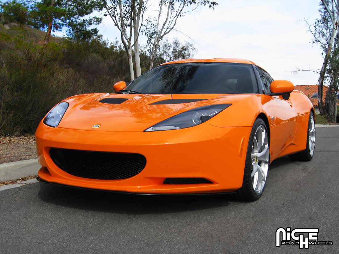 photo 4 Lotus Evora custom wheels Niche Stüttgart 19x, ET +48, tire size 235/35 R19. 19x ET+62 275/35 R19