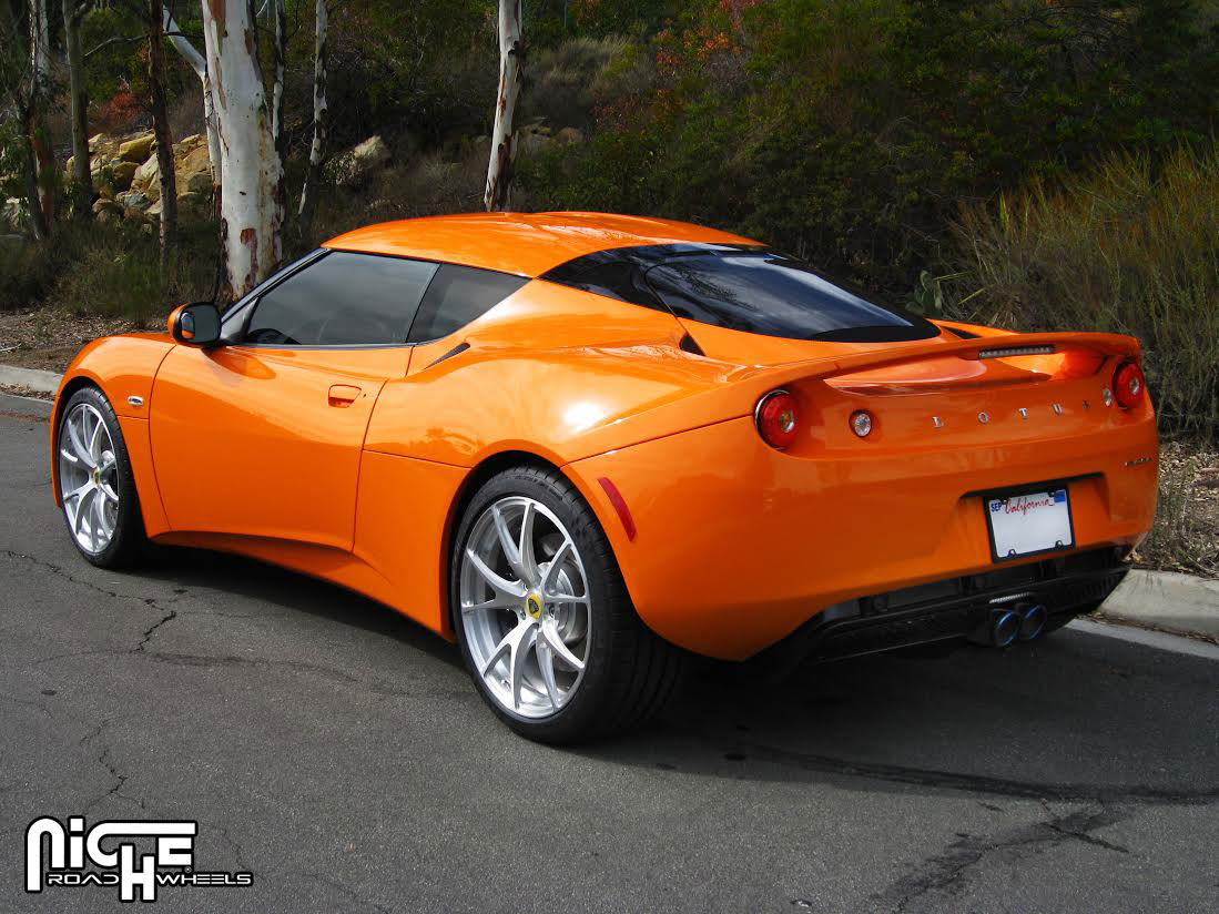 photo 5 Lotus Evora custom wheels Niche Stüttgart 19x, ET +48, tire size 235/35 R19. 19x ET+62 275/35 R19