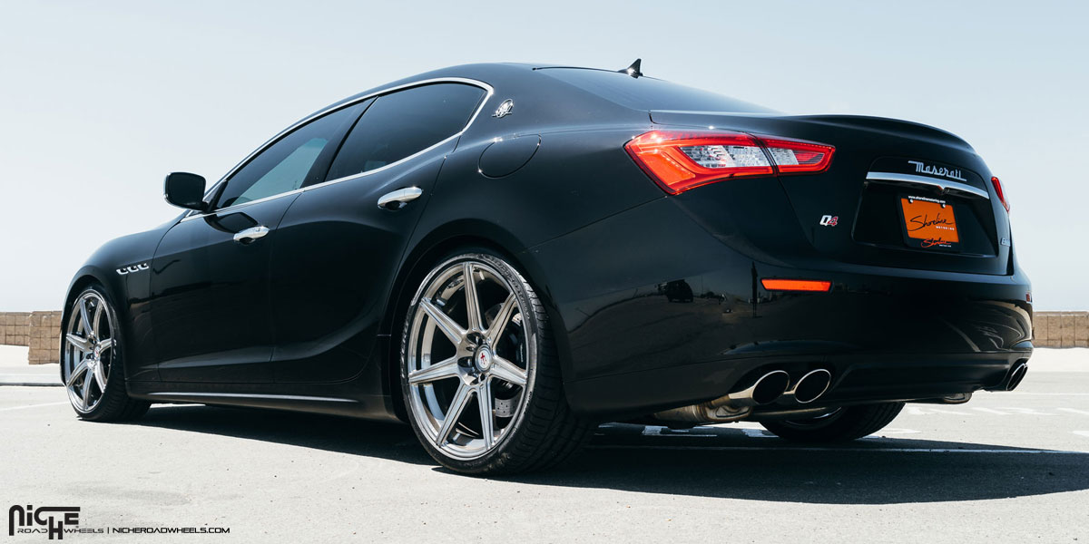 photo 2 Maserati Ghibli custom wheels Niche Alta 21x9.0, ET , tire size 245/35 R21. 21x10.5 ET 285/35 R21