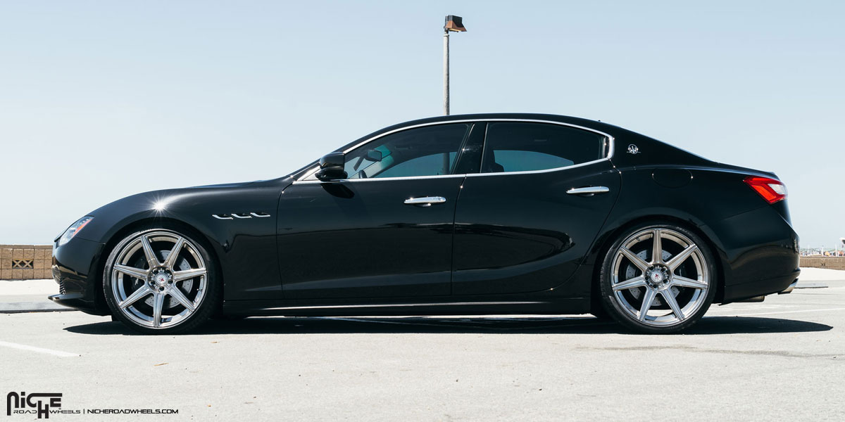photo 4 Maserati Ghibli custom wheels Niche Alta 21x9.0, ET , tire size 245/35 R21. 21x10.5 ET 285/35 R21