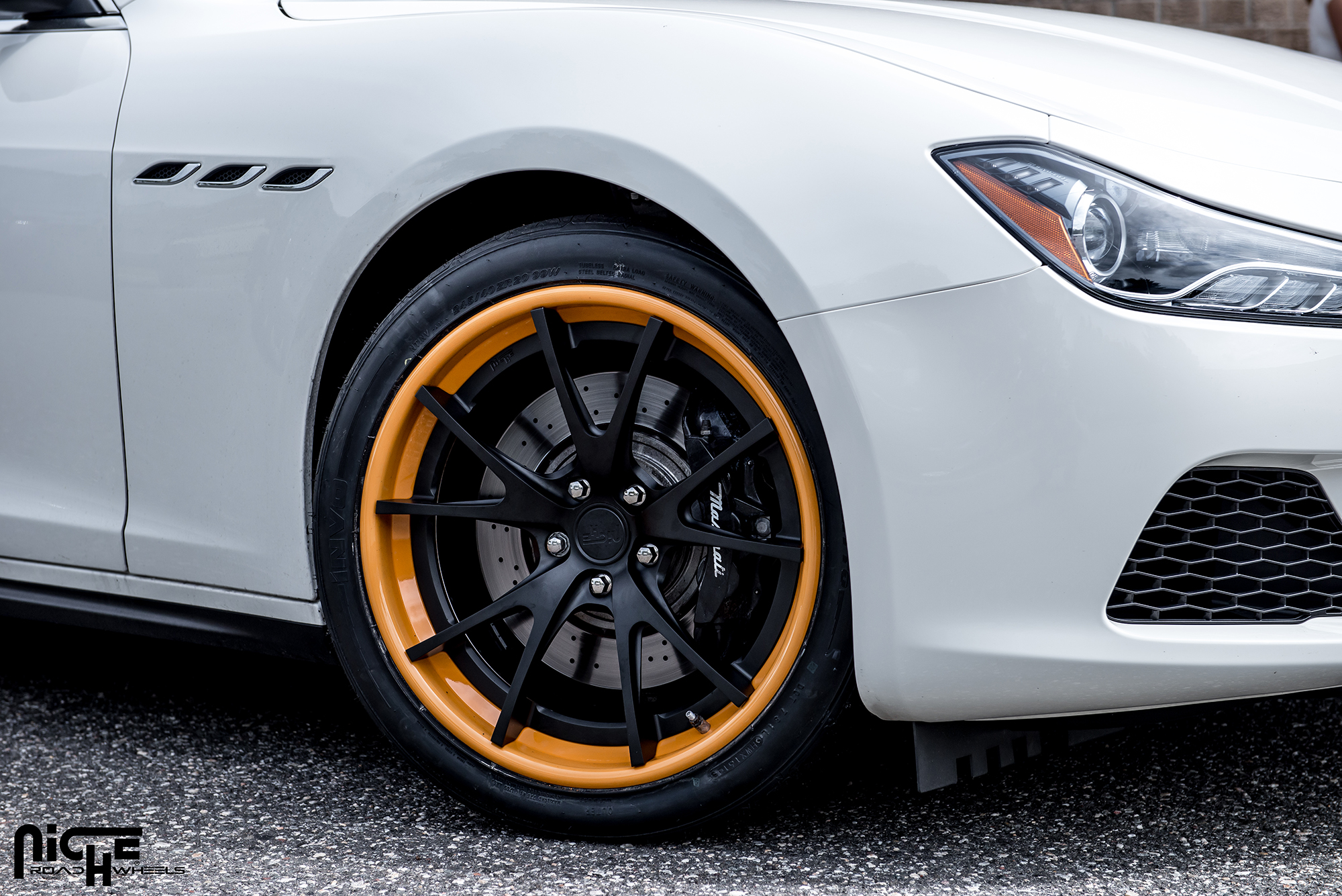 photo 1 Maserati Ghibli custom wheels Niche Stüttgart 20x9.0, ET , tire size 245/20 R20. 20x10.5 ET 295/35 R20