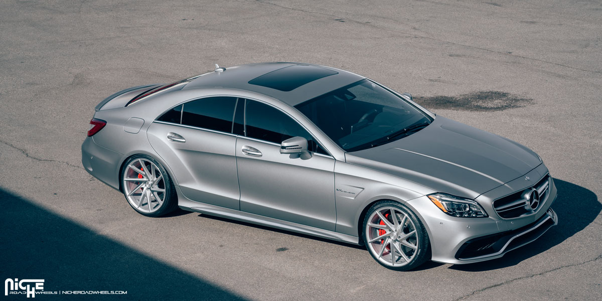 photo 3 Mercedes-Benz CLS-Class custom wheels Niche Invert - M162 20x8.5, ET , tire size X R20. 20x10.5 ET 