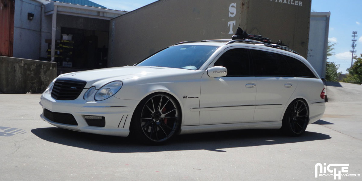 photo 2 Mercedes-Benz E-Class custom wheels Niche Vicenza - M154 20x10.0, ET , tire size 235/35 R20. 20x10.5 ET 265/30 R20