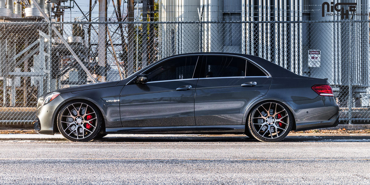 photo 3 Mercedes-Benz AMG E custom wheels Niche Intake - M159 20x9.0, ET +42, tire size X R20. 20x10.0 ET+50 