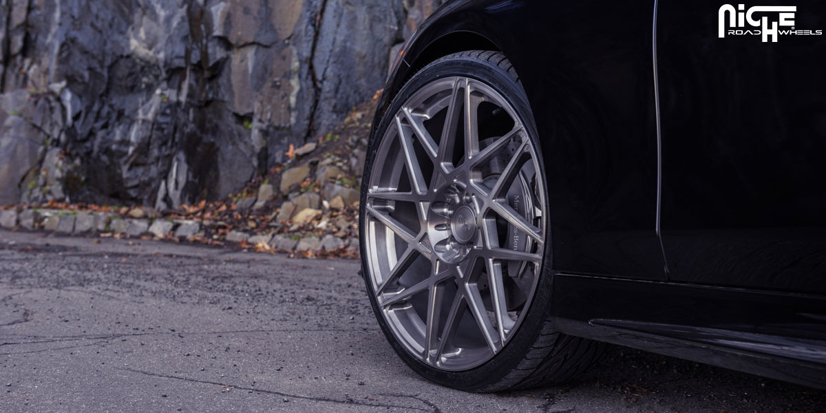 photo 2 Mercedes-Benz S-Class custom wheels Niche Alpine-D 22x9.0, ET , tire size X R22. 22x12.0 ET 