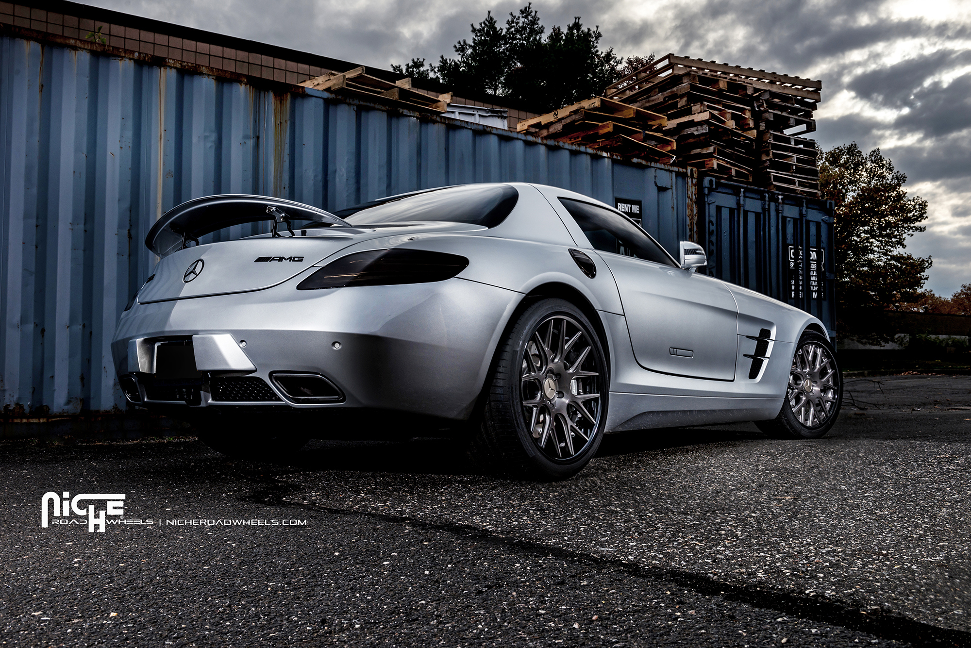 photo 4 Mercedes-Benz SLS AMG custom wheels Niche Circuit 19x9.5, ET +55, tire size 265/35 R19. 20x11.0 ET+55 295/30 R20