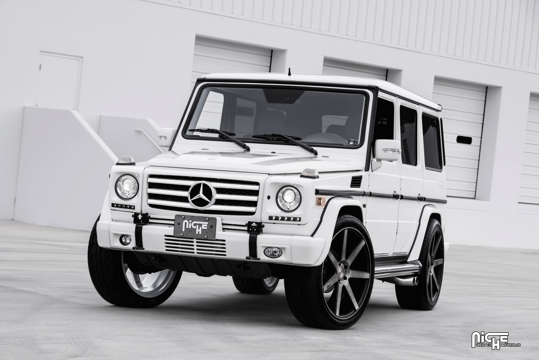 photo 3 Mercedes-Benz G-Class custom wheels Niche Verona - M150 24x, ET , tire size 285/40 R24. x ET 