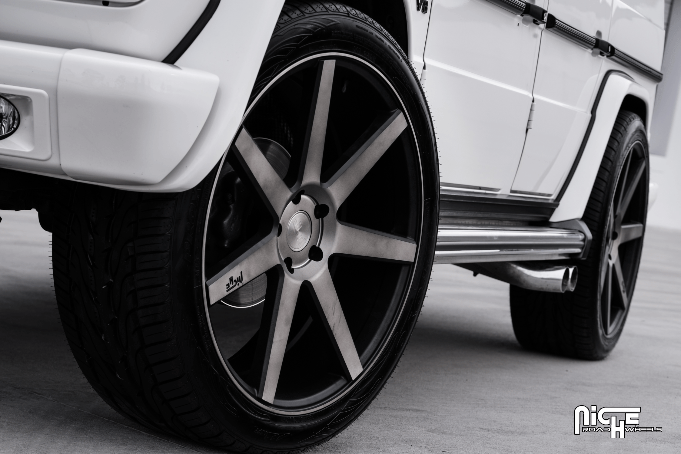 photo 1 Mercedes-Benz G-Class custom wheels Niche Verona - M150 24x, ET , tire size 285/40 R24. x ET 