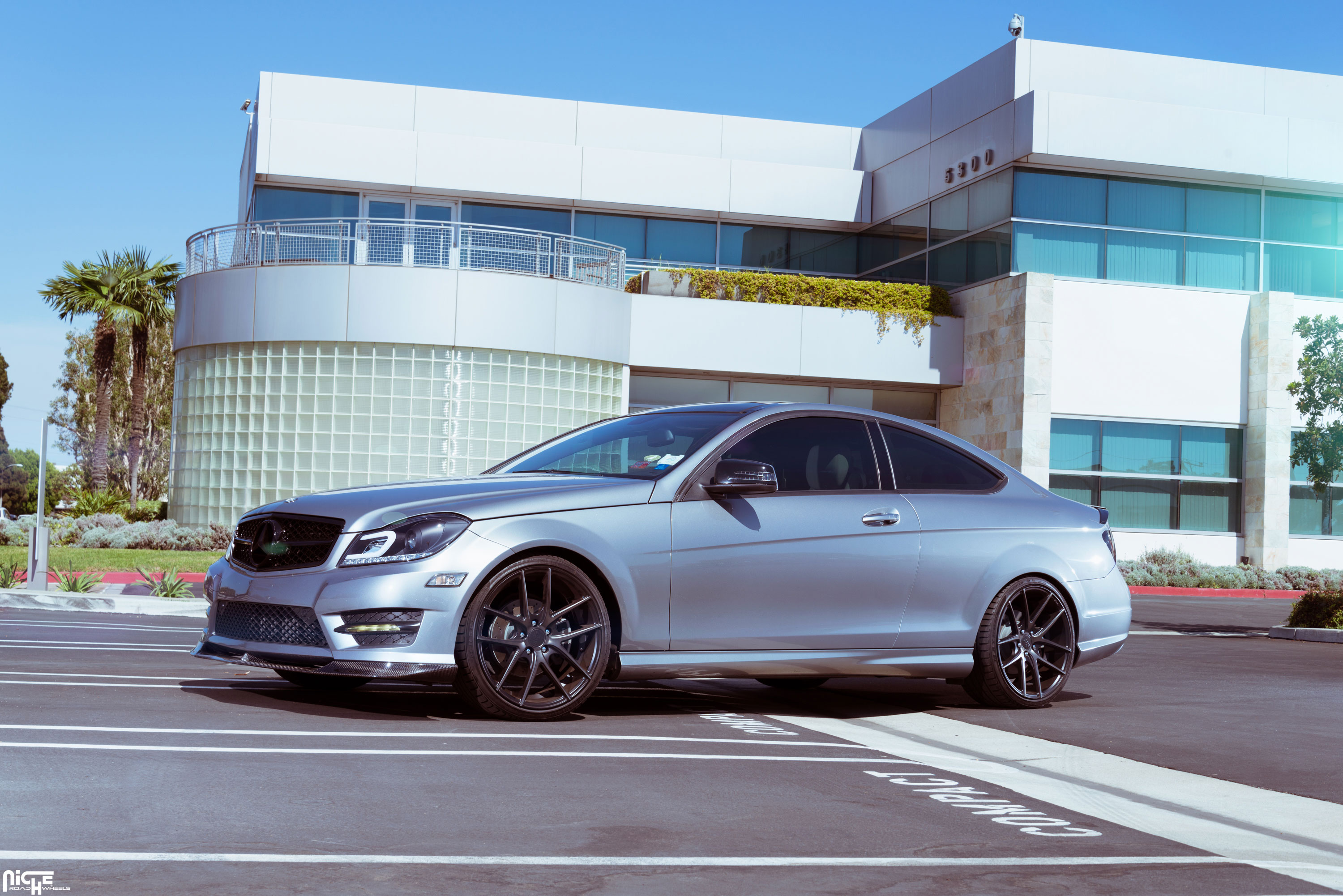 photo 5 Mercedes-Benz C-Class custom wheels Niche Targa - M130  19x8.5, ET , tire size 225/35 R19. 19x9.5 ET 255/30 R19