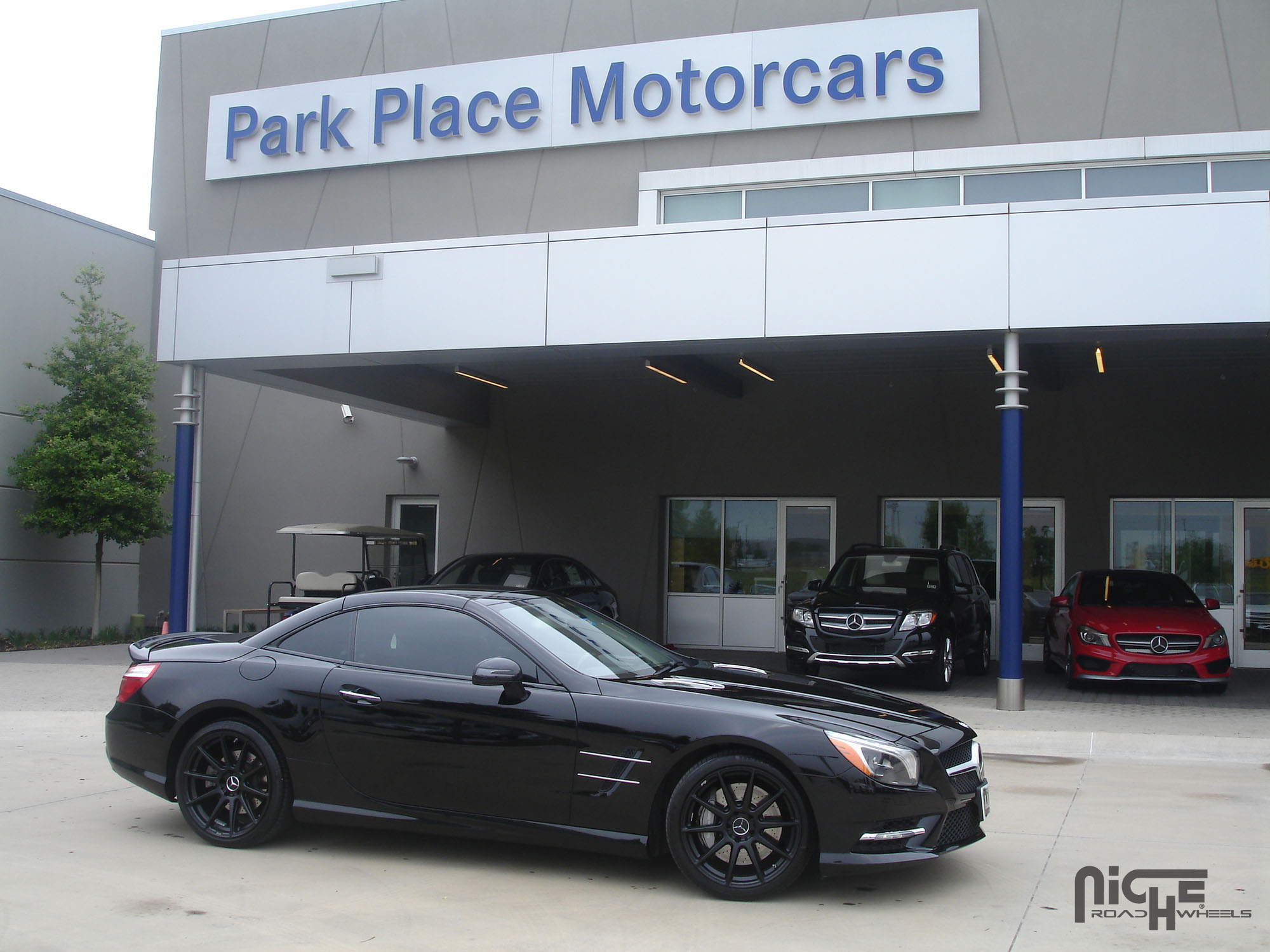 photo 2 Mercedes-Benz SL-Class custom wheels Niche Essen - M147 19x8.5, ET +35, tire size 255/35 R19. 19x10.0 ET+40 285/30 R19