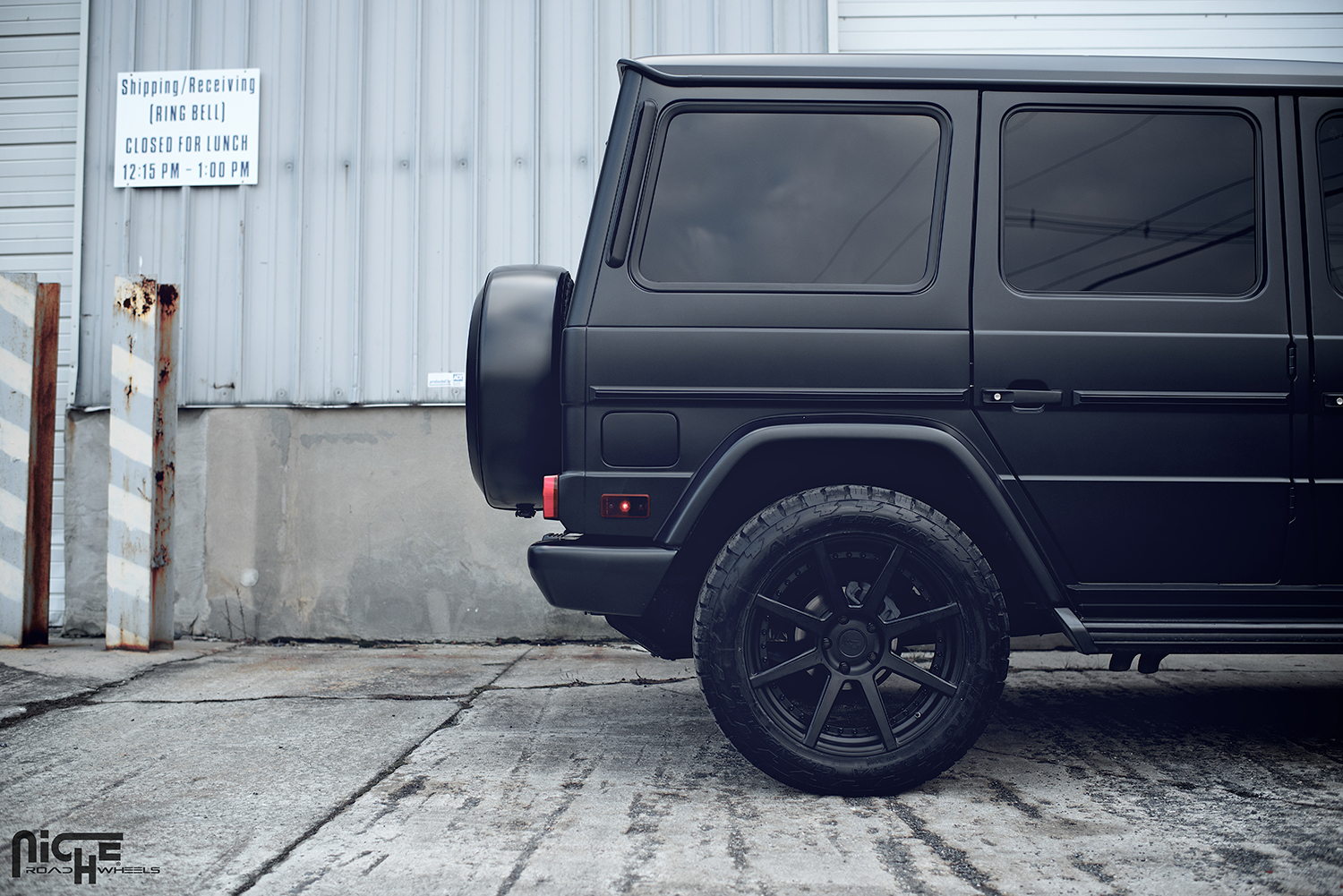 photo 5 Mercedes-Benz AMG G custom wheels Niche Nyx 20x10.0, ET , tire size 285/50 R20. x ET 