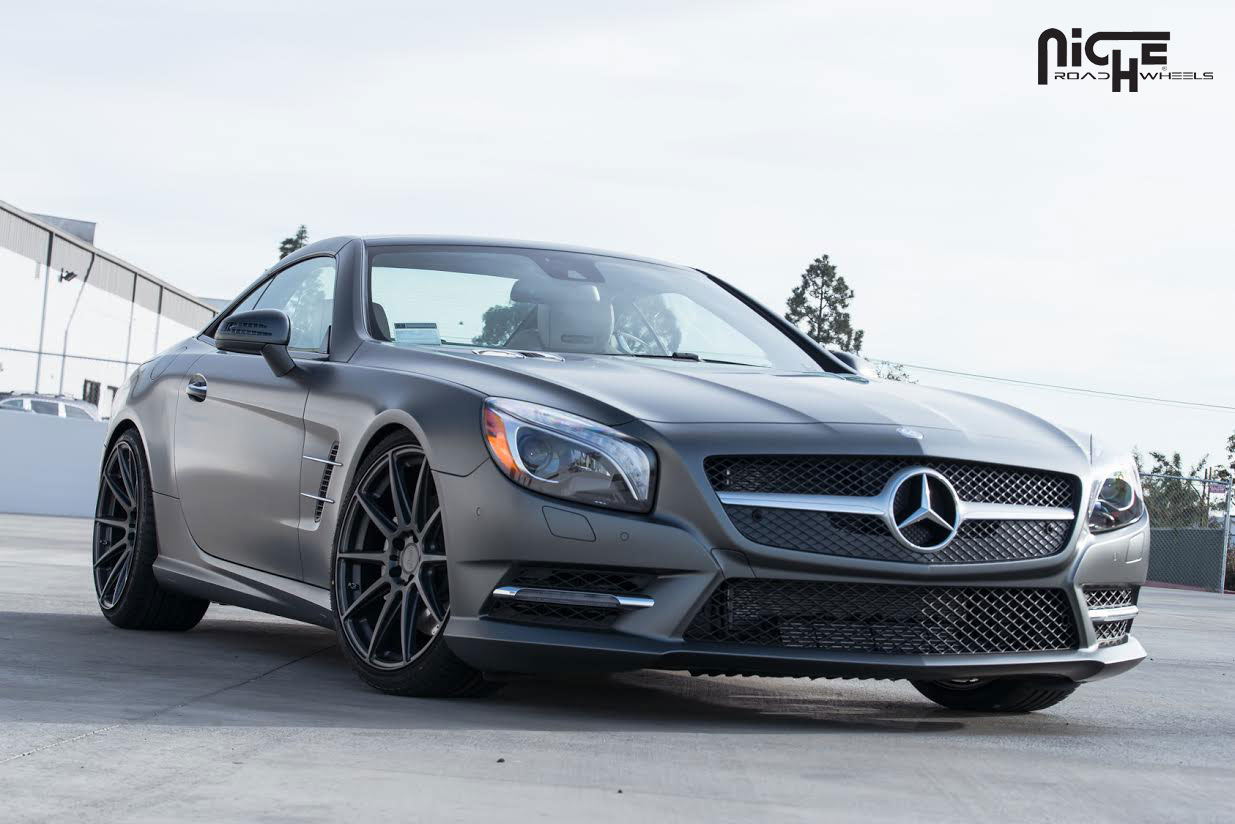 photo 3 Mercedes-Benz SL-Class custom wheels Niche Essen - M147 20x8.5, ET , tire size 245/35 R20. 20x10.5 ET 285/30 R20