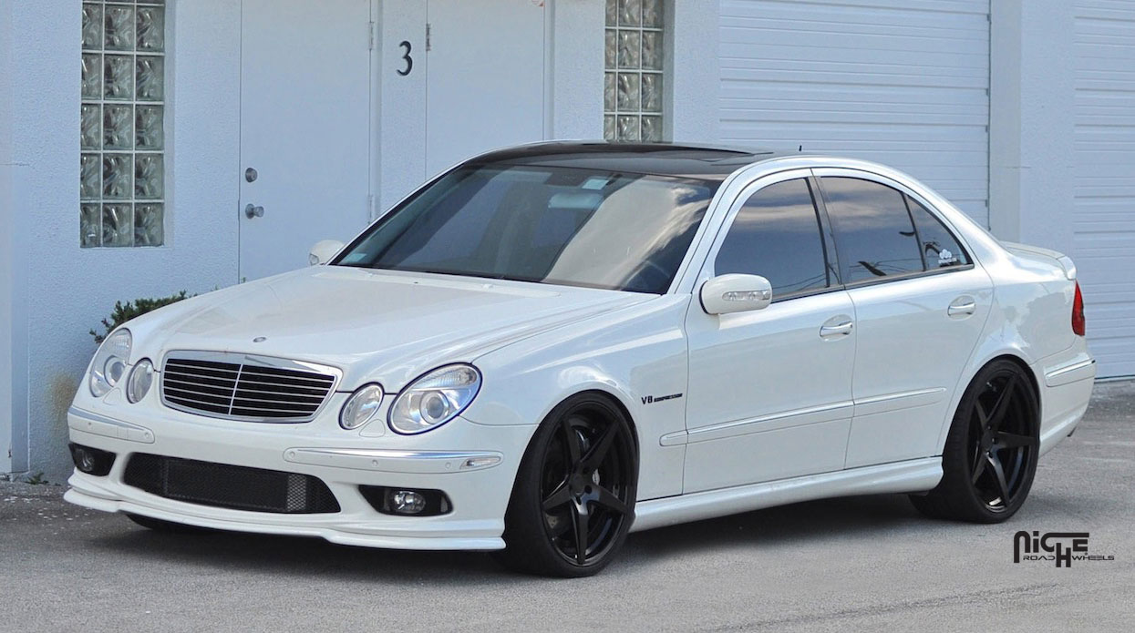 photo 2 Mercedes-Benz E-Class custom wheels Niche Le Mans - M321 20x9.0, ET , tire size X R20. 20x10.5 ET 