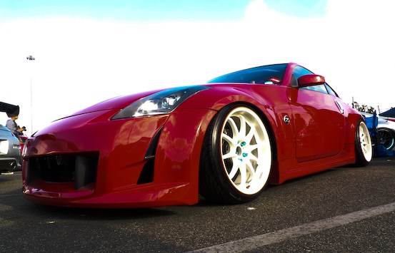 photo 8 Nissan 350Z custom wheels Rays Engineering Volk Racing CE28 19x9.5, ET +7, tire size 225/35 R19. 19x10.5 ET-3 245/35 R19