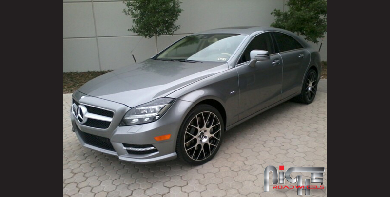 photo 1 Mercedes-Benz CLS-Class custom wheels Niche Circuit - M108 19x8.5, ET +25, tire size X R19. 19x9.5 ET+25
