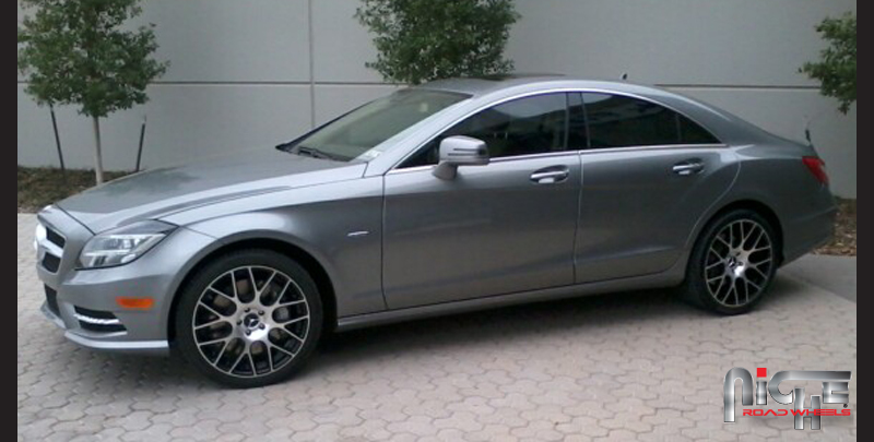 photo 2 Mercedes-Benz CLS-Class custom wheels Niche Circuit - M108 19x8.5, ET +25, tire size X R19. 19x9.5 ET+25