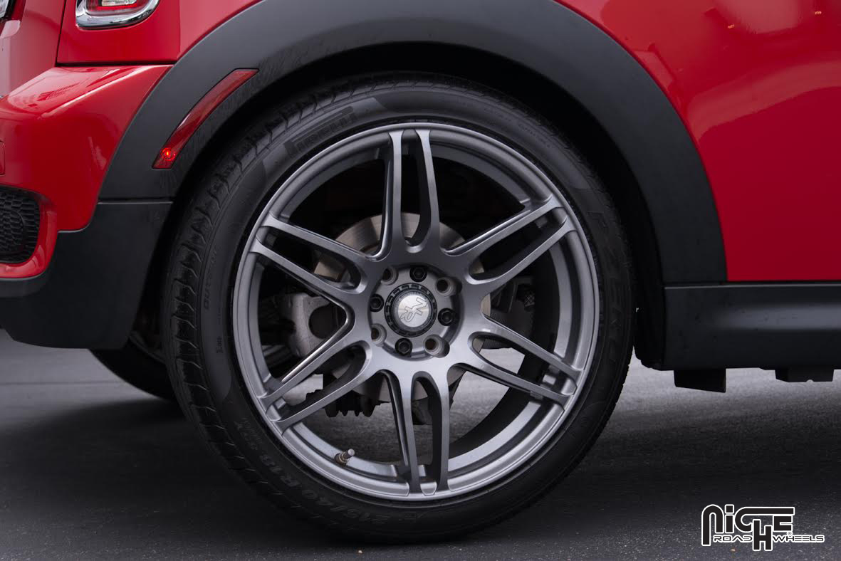 photo 1 MINI Cooper S custom wheels Niche NR6 - M106 18x8.5, ET , tire size 215/40 R18. x ET 