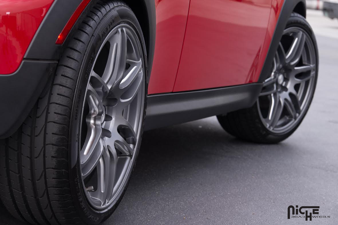 photo 4 MINI Cooper S custom wheels Niche NR6 - M106 18x8.5, ET , tire size 215/40 R18. x ET 