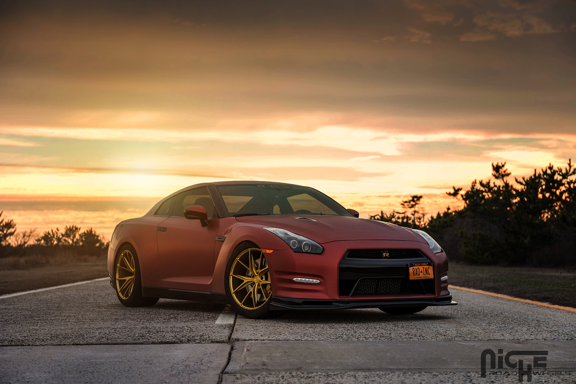 photo 3 Nissan GT-R custom wheels Niche Misano 20x10.0, ET , tire size 295/35 R20. 20x12.0 ET 335/30 R20