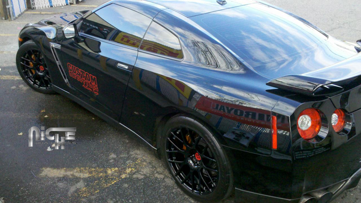 photo 3 Nissan GT-R custom wheels Niche Circuit - M108 20x10.0, ET , tire size 275/40 R20. x ET