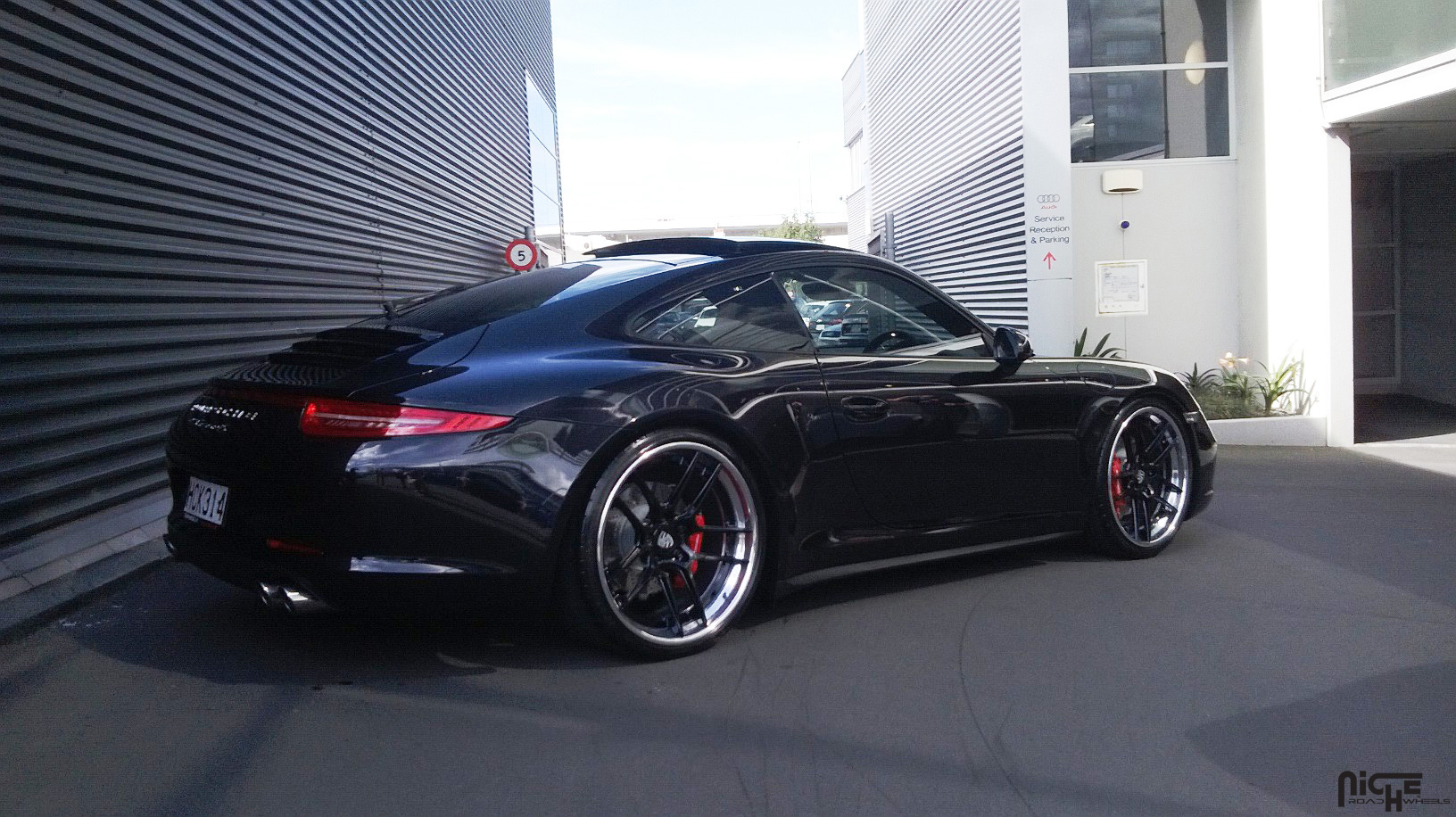 photo 2 Porsche 911 custom wheels Niche Fiorano 21x9.0, ET , tire size X R21. 21x11.0 ET 