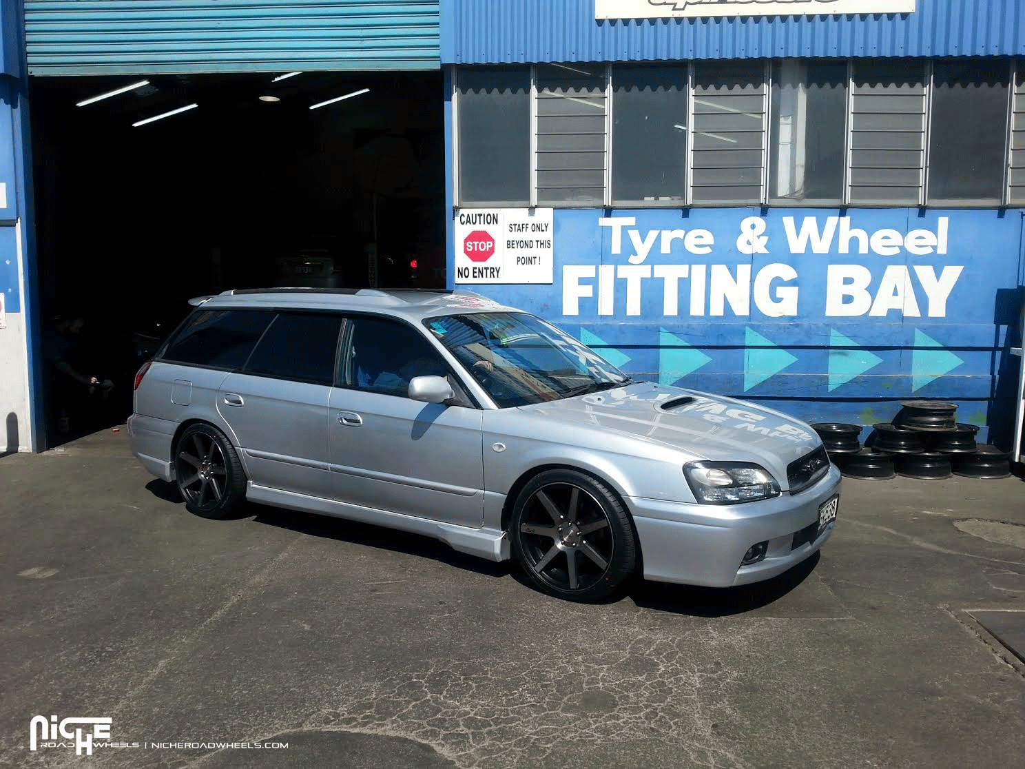 photo 1 Subaru Legacy custom wheels Niche Verona - M150 18x8.0, ET , tire size 215/40 R18. x ET