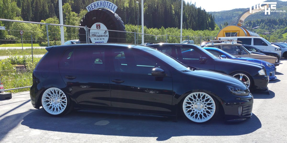 photo 2 Volkswagen Golf custom wheels Niche Citrine - M156 18x8.0, ET , tire size 215/35 R18. x ET 