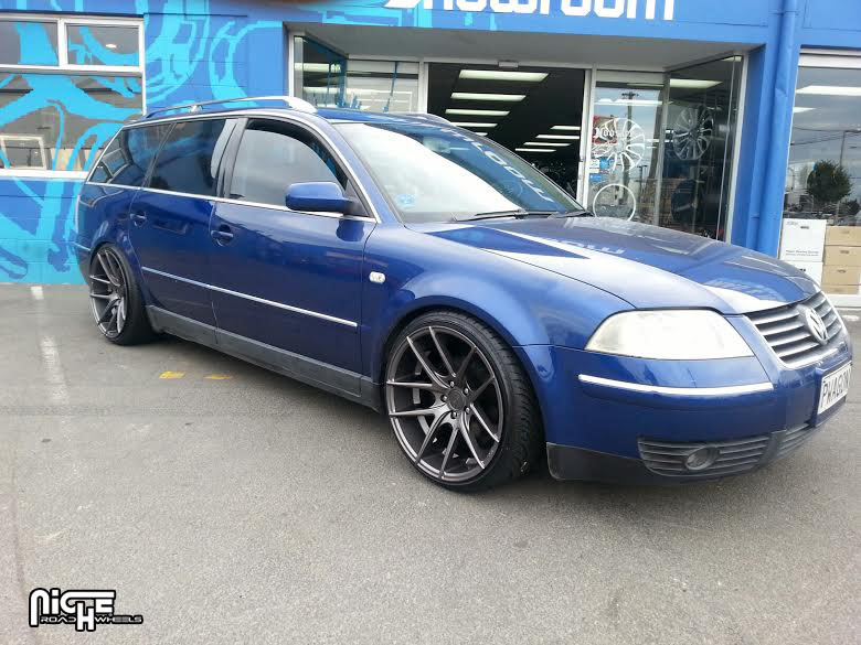 photo 1 Volkswagen Passat custom wheels Niche Targa - M129 19x, ET , tire size 225/35 R19. x ET 