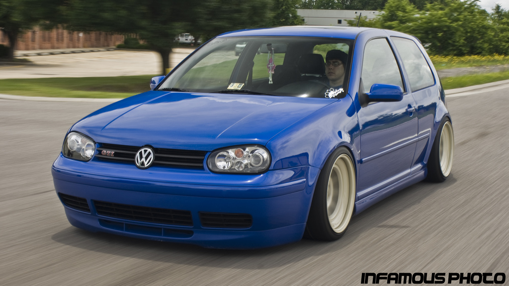 photo 12 Volkswagen Golf custom wheels Diamond Racing  17x8.0, ET 0, tire size 205/40 R17. x ET 205/40 R