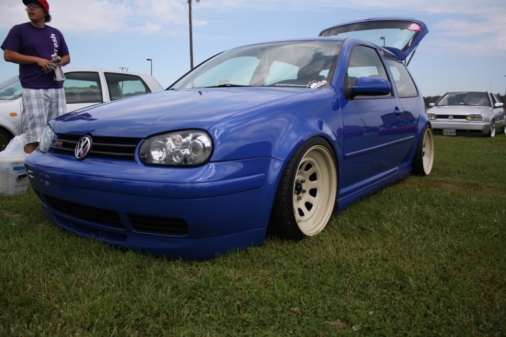 photo 16 Volkswagen Golf custom wheels Diamond Racing  17x8.0, ET 0, tire size 205/40 R17. x ET 205/40 R
