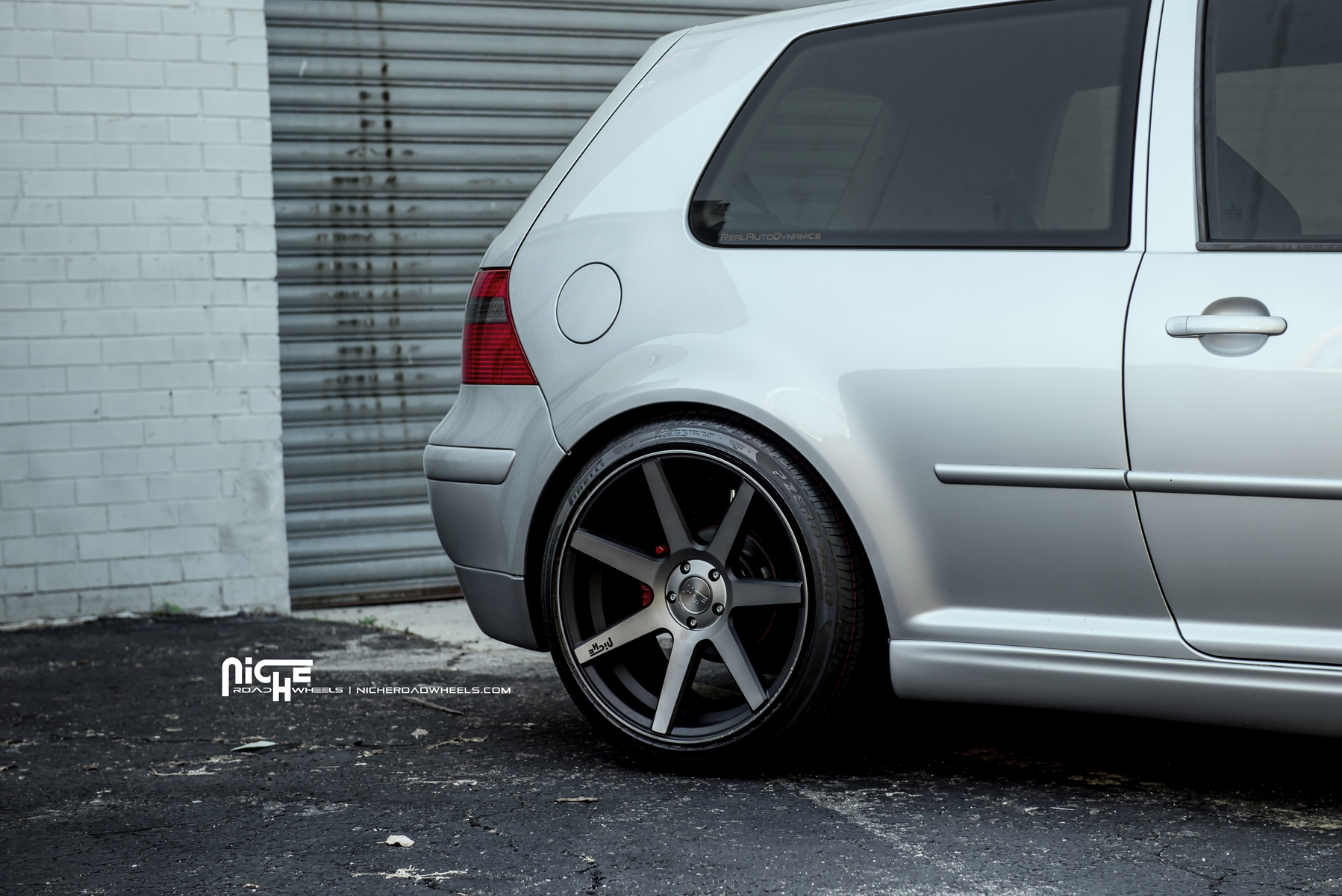 photo 2 Volkswagen GTI custom wheels Niche Verona - M150 18x9.5, ET , tire size 225/40 R18. x ET