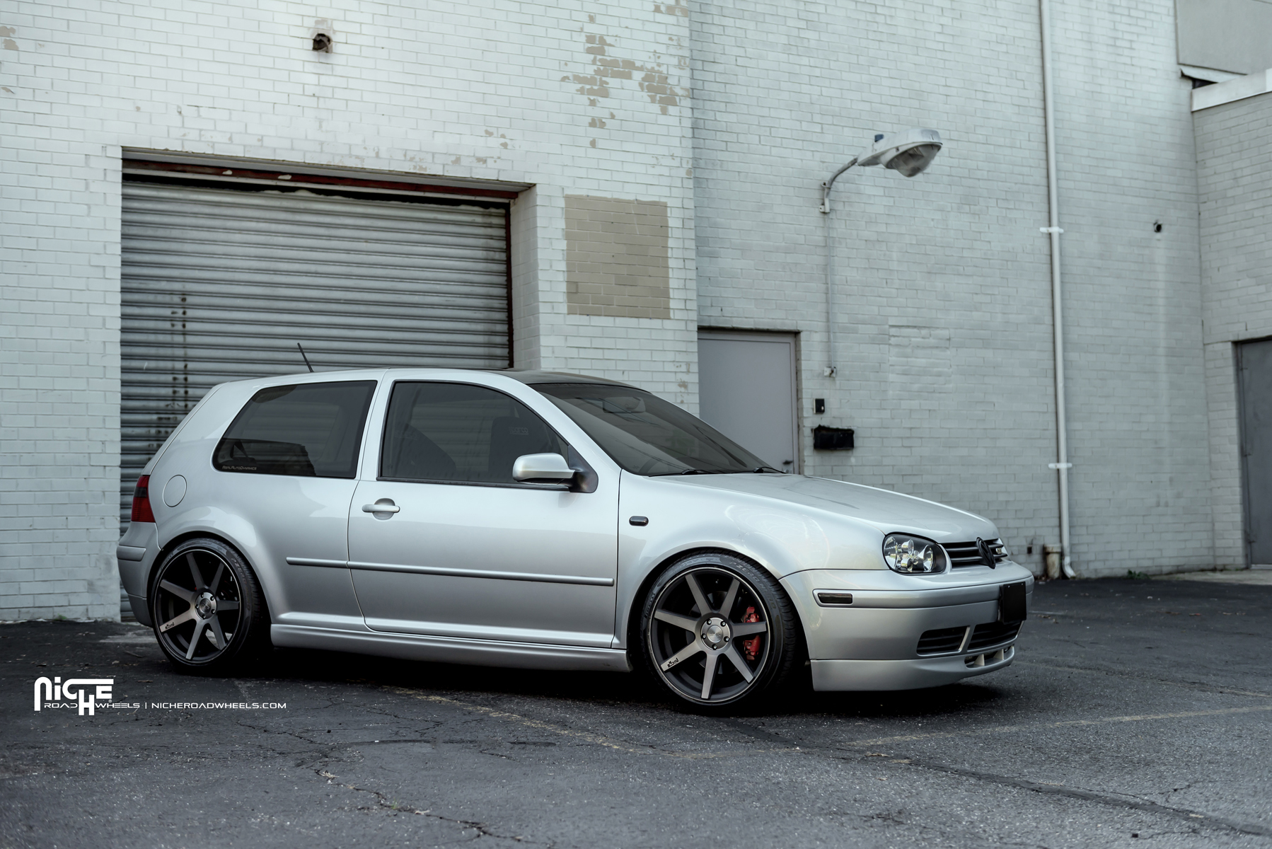 photo 4 Volkswagen GTI custom wheels Niche Verona - M150 18x9.5, ET , tire size 225/40 R18. x ET